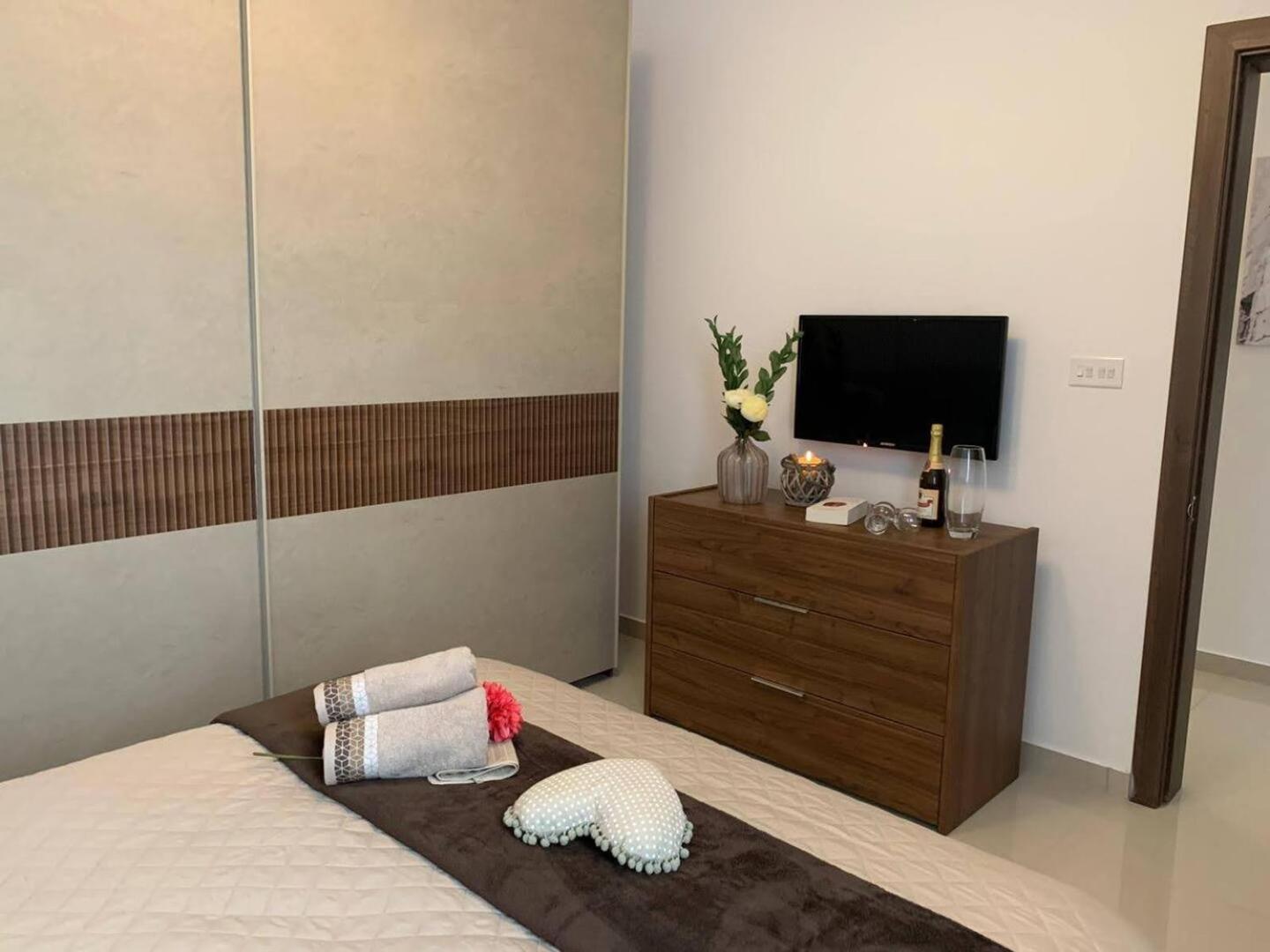 מליאהה Fl 1 Ta'Lonza Luxury With Hot Tub By Homely מראה חיצוני תמונה