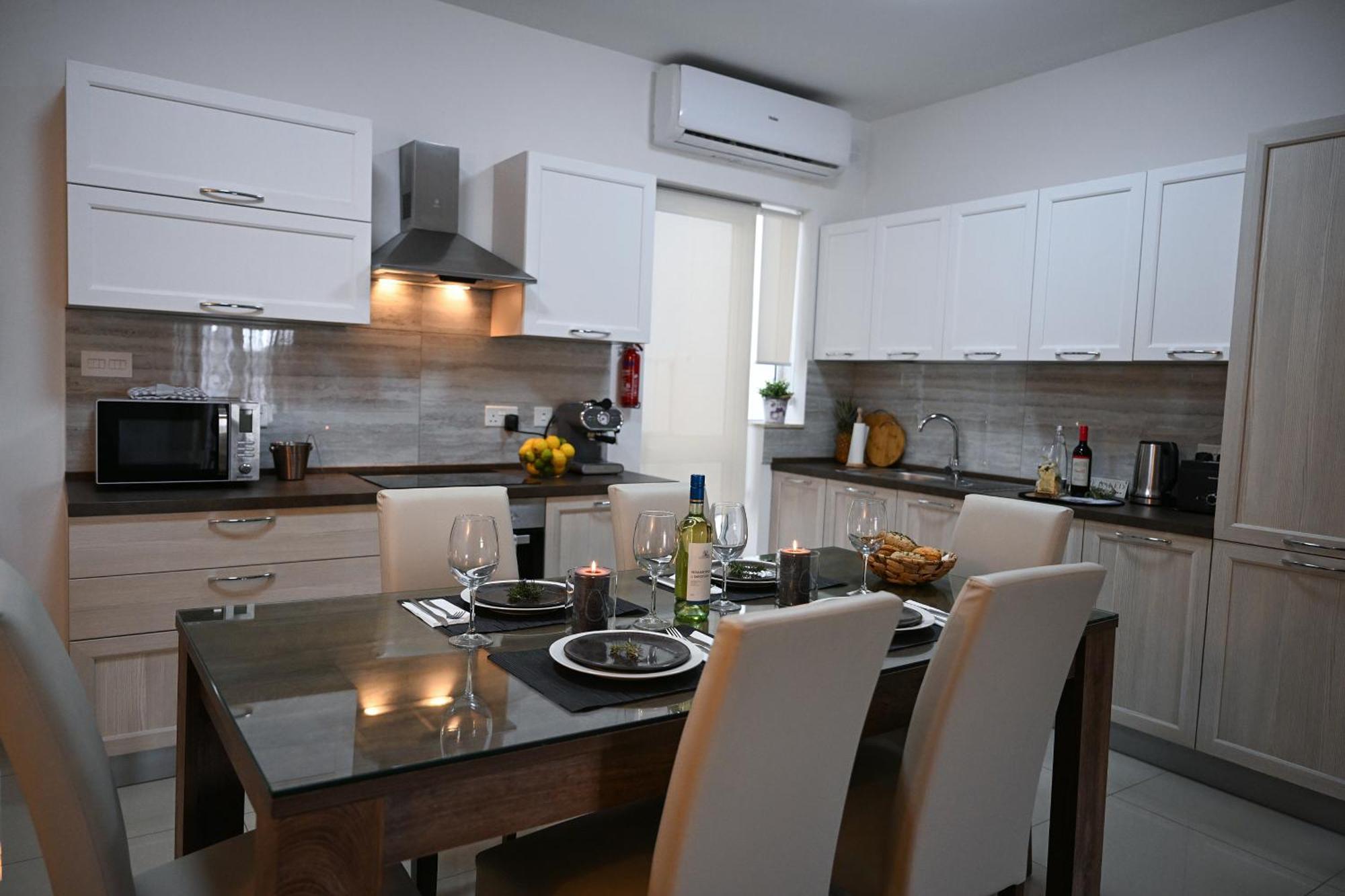מליאהה Fl 1 Ta'Lonza Luxury With Hot Tub By Homely מראה חיצוני תמונה